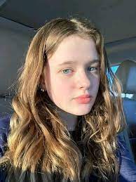 <strong>Emma</strong><em><strong> </strong></em><strong>M</strong><em><strong>.</strong></em>